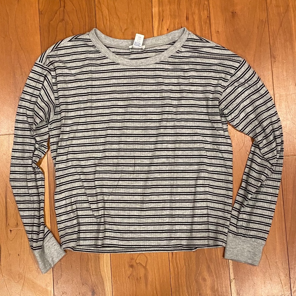 F21 Grey Striped Ribbed Long Sleeve